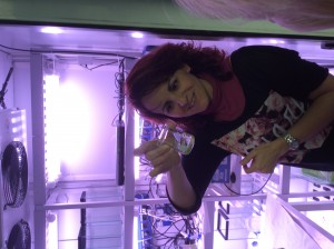 Gemma explains her experiments Jaen 14
